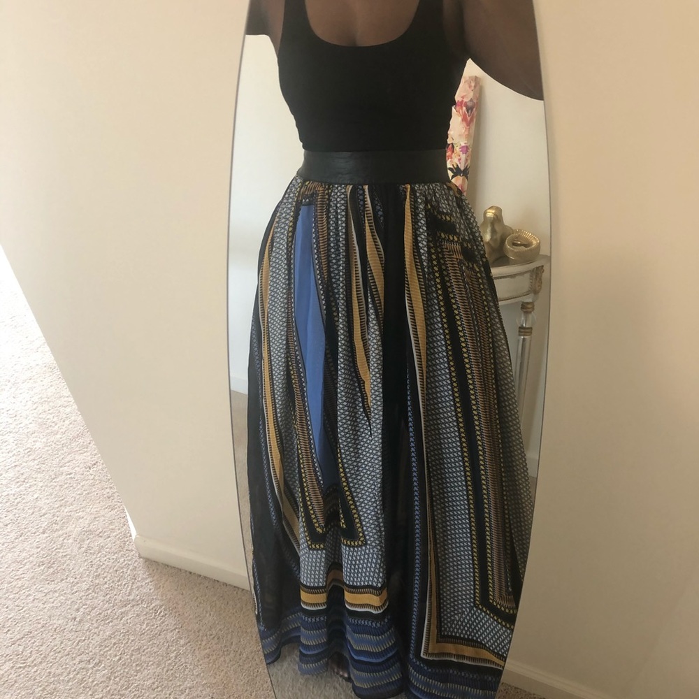 Maxi skirt